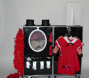 Olivia the Pig Hollywood Style Dress Up Kit